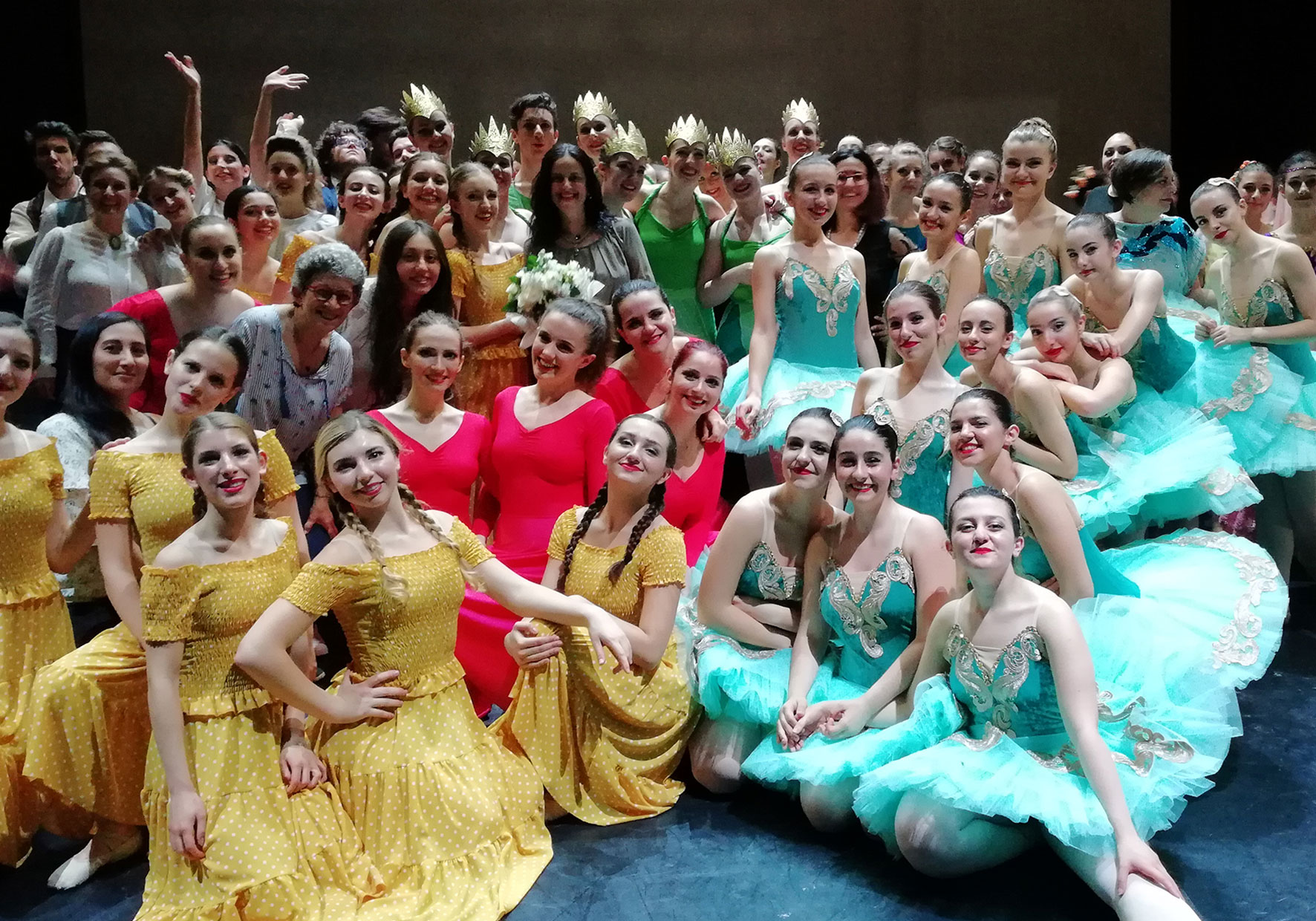 scuola di danza classica moderna teatro fraschini